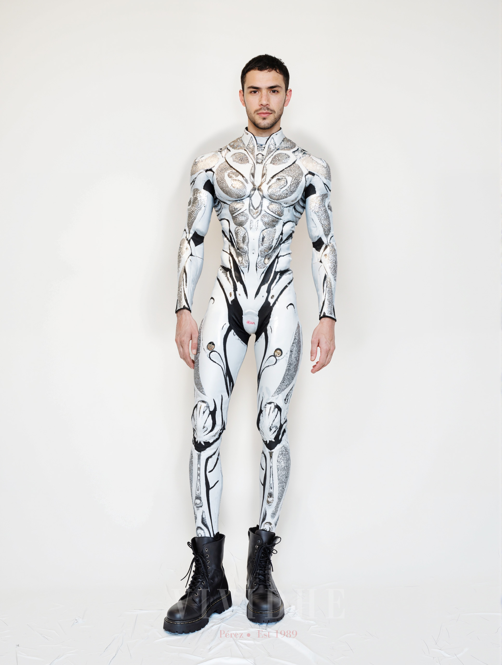Silver_Mechanical_Male_Costume_Men's_Fashion_Wear_VIVIDHE