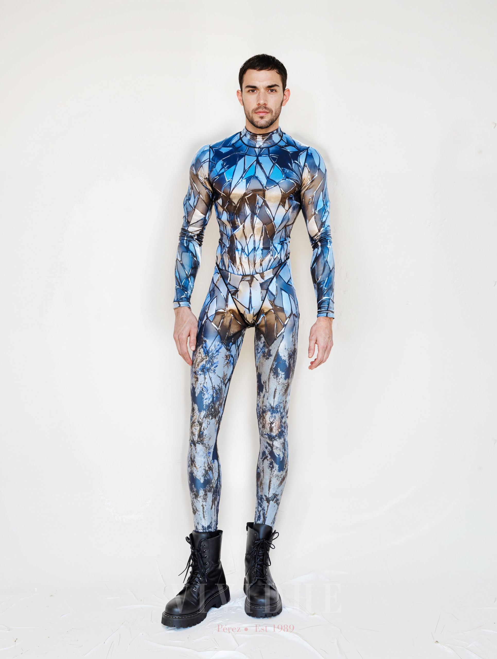 Silver_Geometric_Male_Costume_Men's_Tight-fitting_Clothing_VIVIDHE