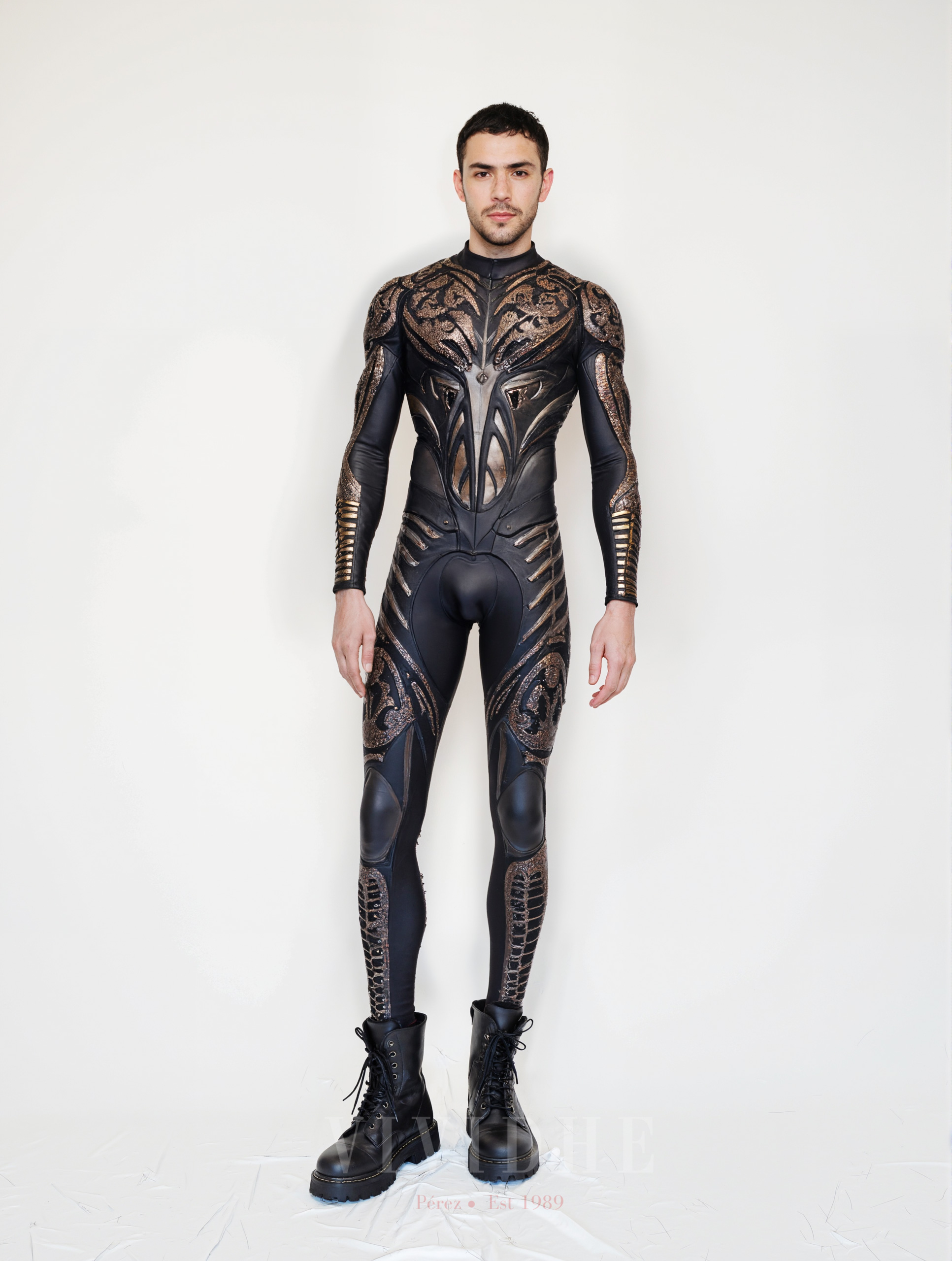 Black_Textured_Male_Costume_Men's_Wear_for_Fitness_or_Fashion_VIVIDHE