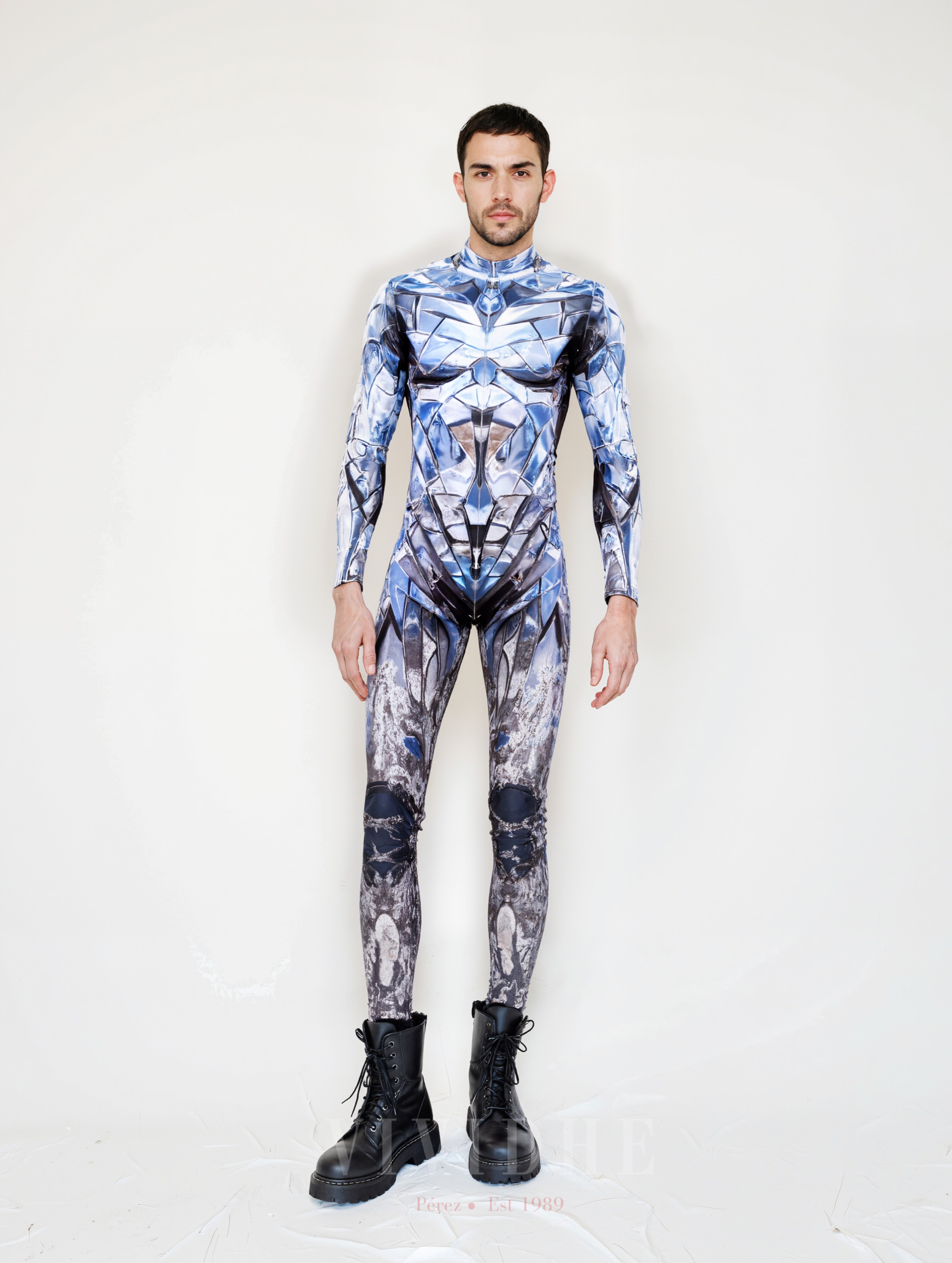 Silver_Geometric_Male_Costume_Men's_Fashion_Wear_VIVIDHE