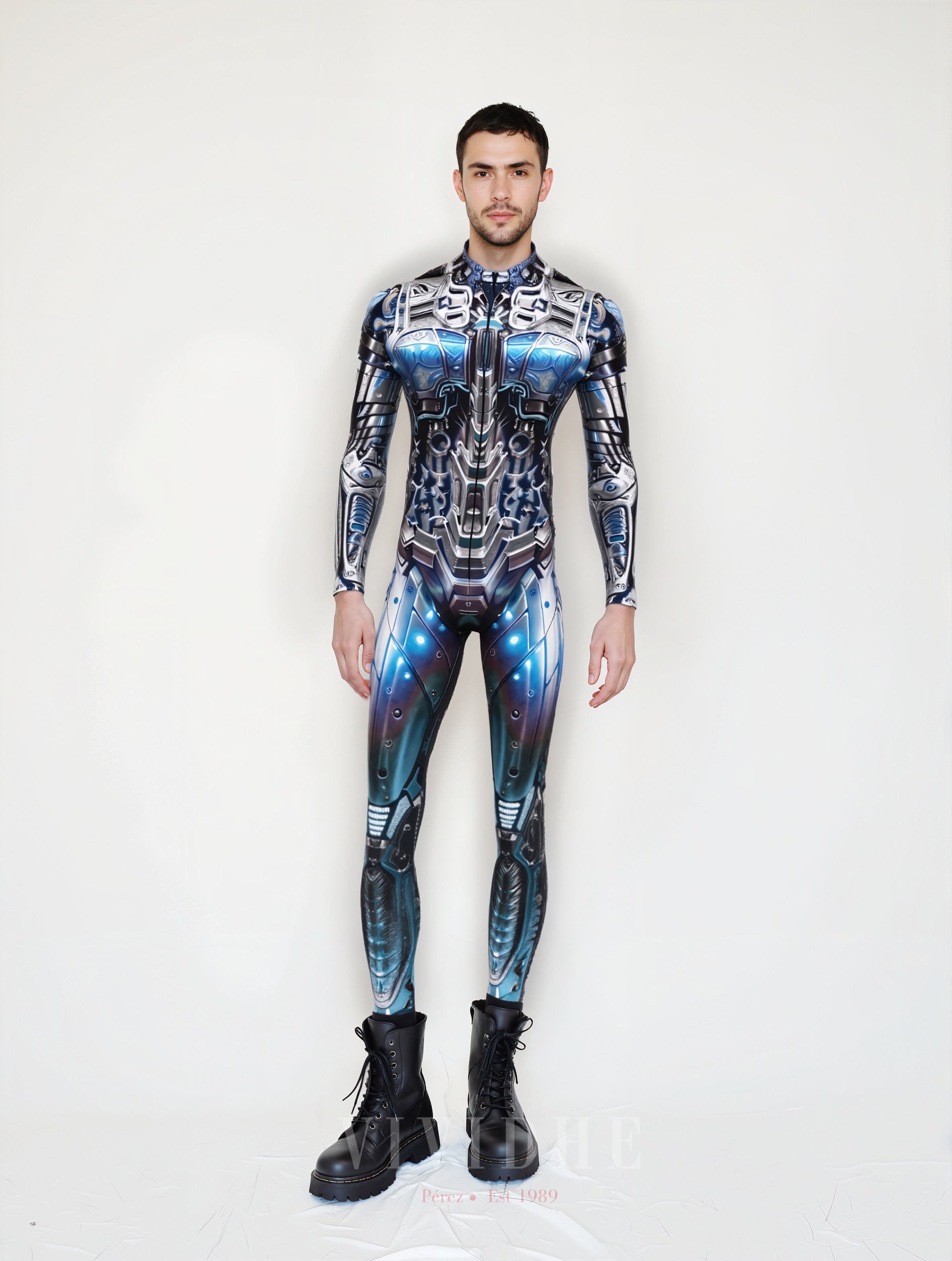Future_Silver_Male_Costume_Fashionable_Men's_Wear_Scene_VIVIDHE