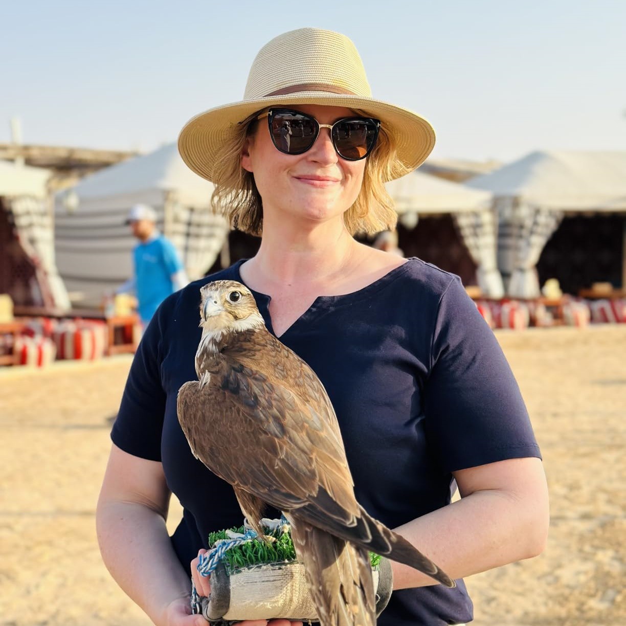 Summer Beach Hat for Women – Wide Brim Straw Fedora with Wind Lanyard, UPF 80+ Sun Protection, Packable & Lightweight