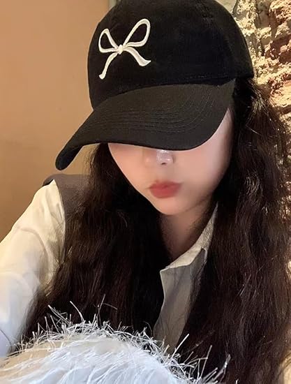 Y2K Bow-Tie Trucker Hat - Adjustable Baseball Cap for Women & Men, Sun Visor for Hiking & Travel