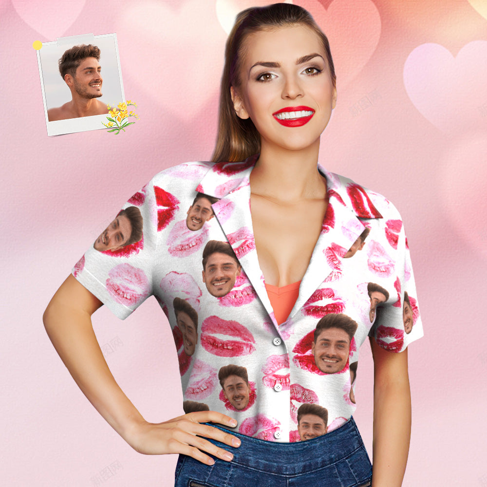 Chemise PersonnaliséeChemise Hawaïenne Visage Personnalisé Pour Femmes Photo Personnalisée Chemise Hawaïenne Cadeau Pour Elle - Lèvres Rouges-MyHawaiianShirtsFR