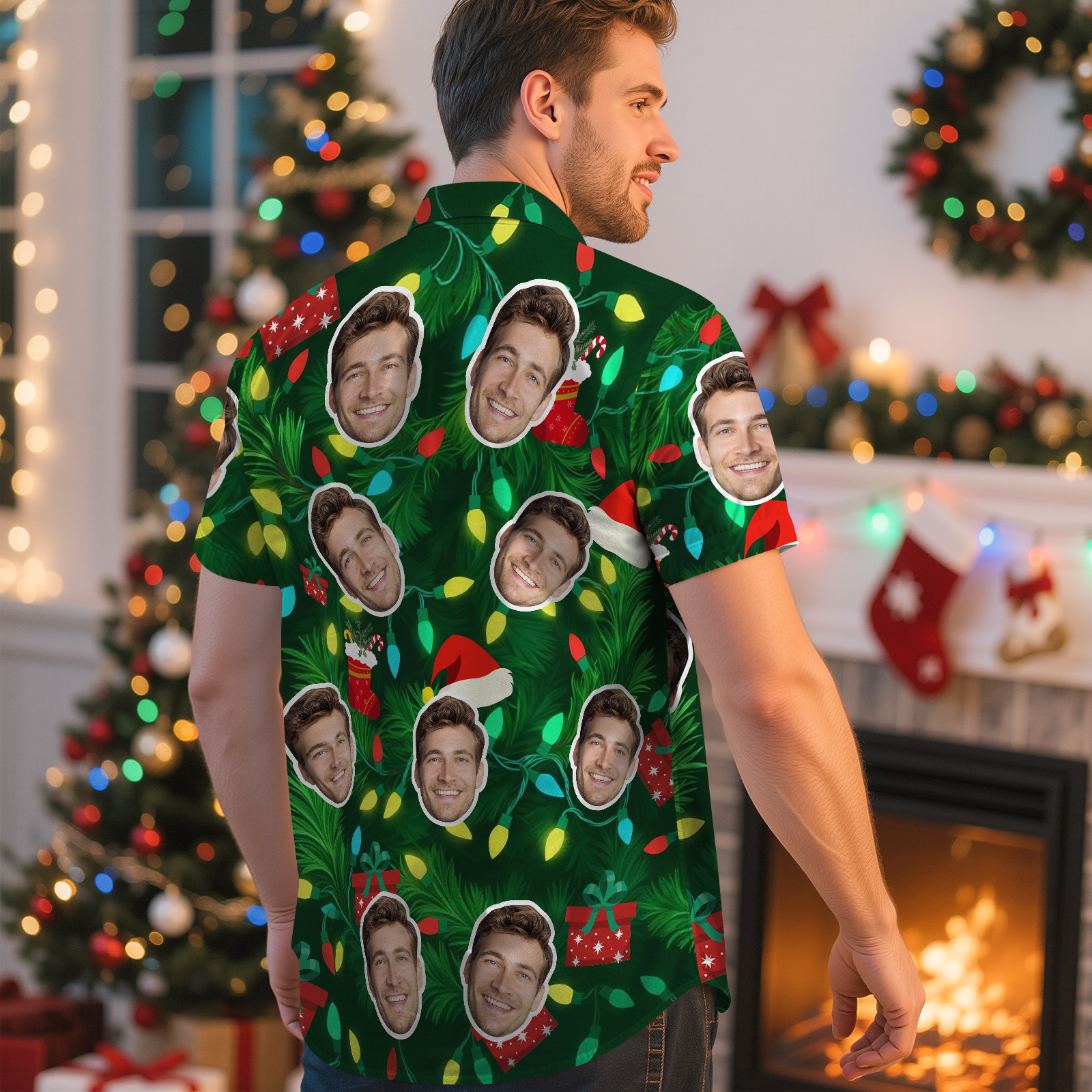 Individuell Gestaltetes Hawaiihemd Mit Dunkelgrünem Weihnachtslichter- Und Kranzmotiv