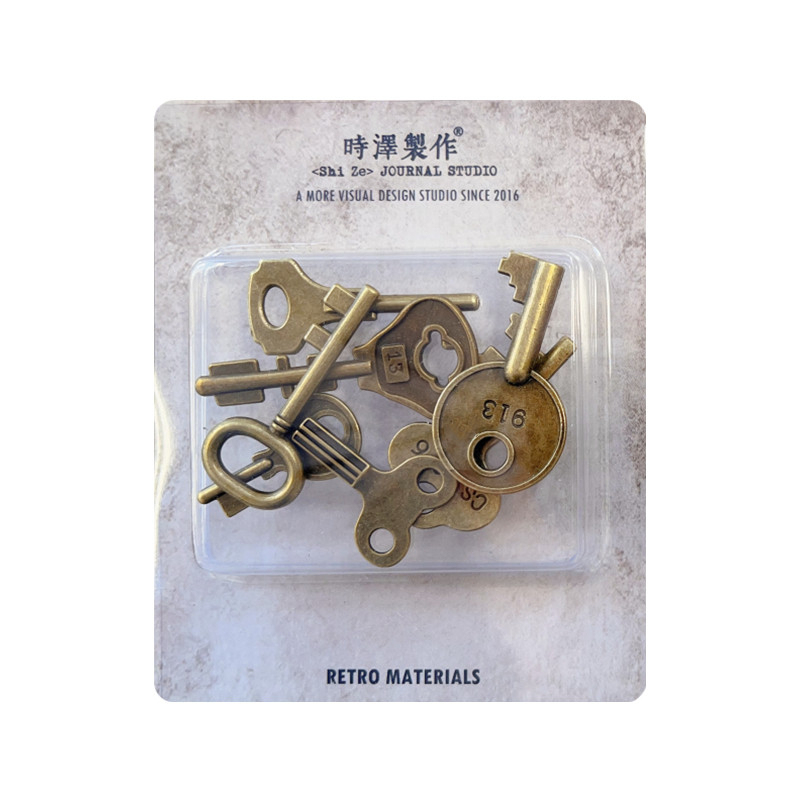 30pcs Retro Key Scrapbooking metal materials