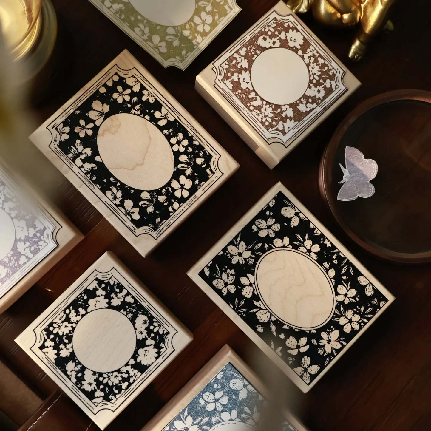 YIER Studio Flower Frame Wood Stamp