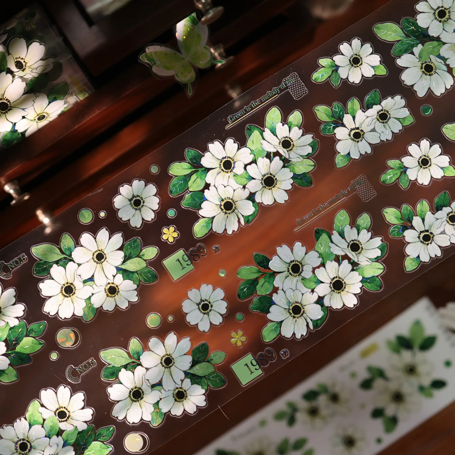 YIER Studio Pre-cut Green flowers PET Tape 2.17*196.85 inch