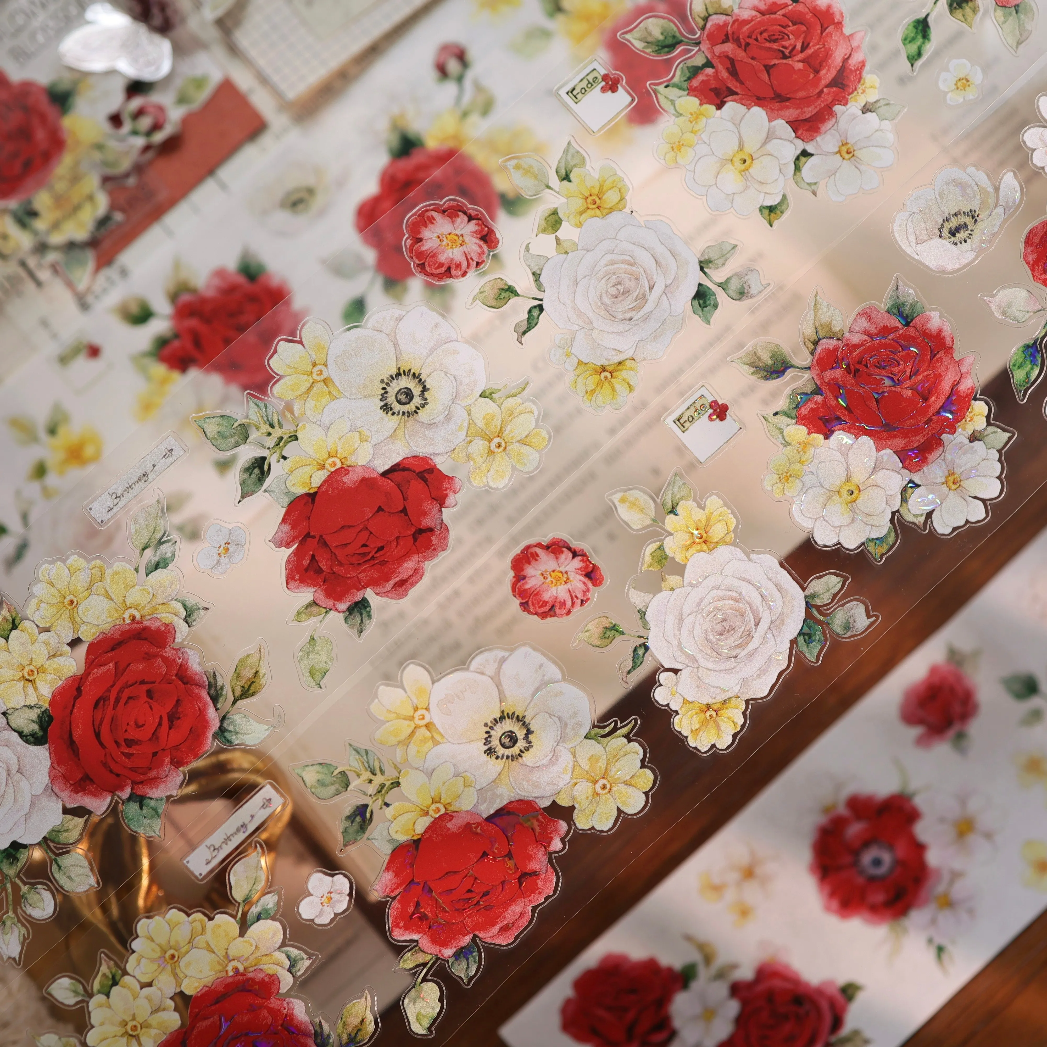 YIER Studio Pre-cut Red flowers PET Tape 2.17×118.11 inch