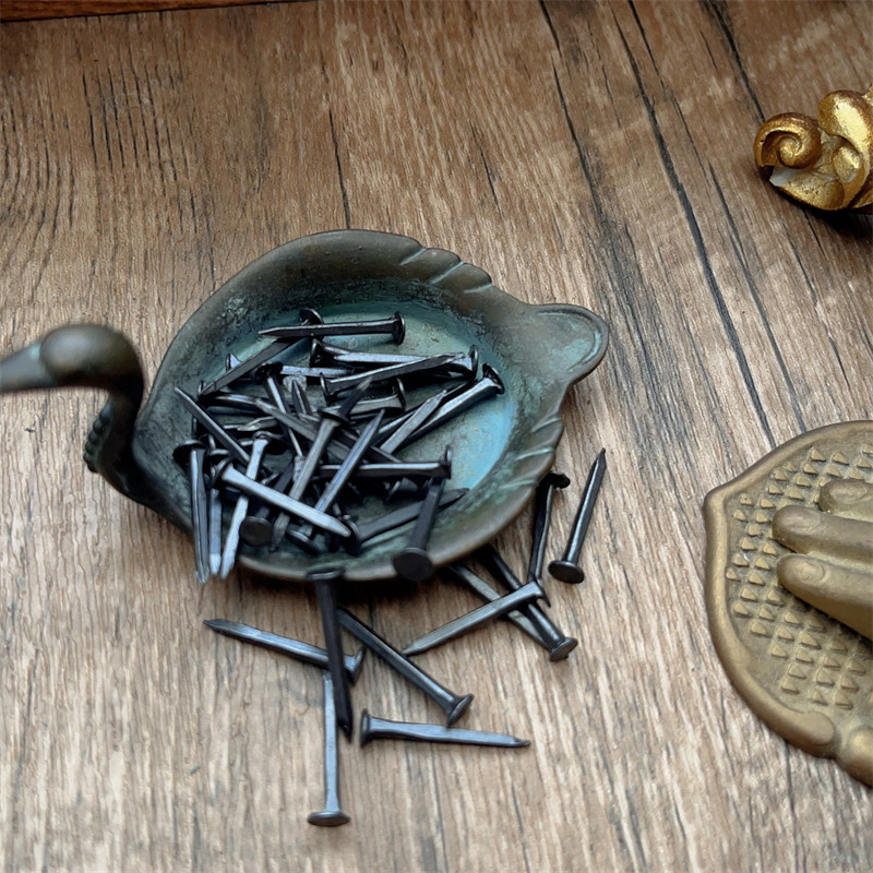 4pcs Vintage-style nail Scrapbooking metal materials