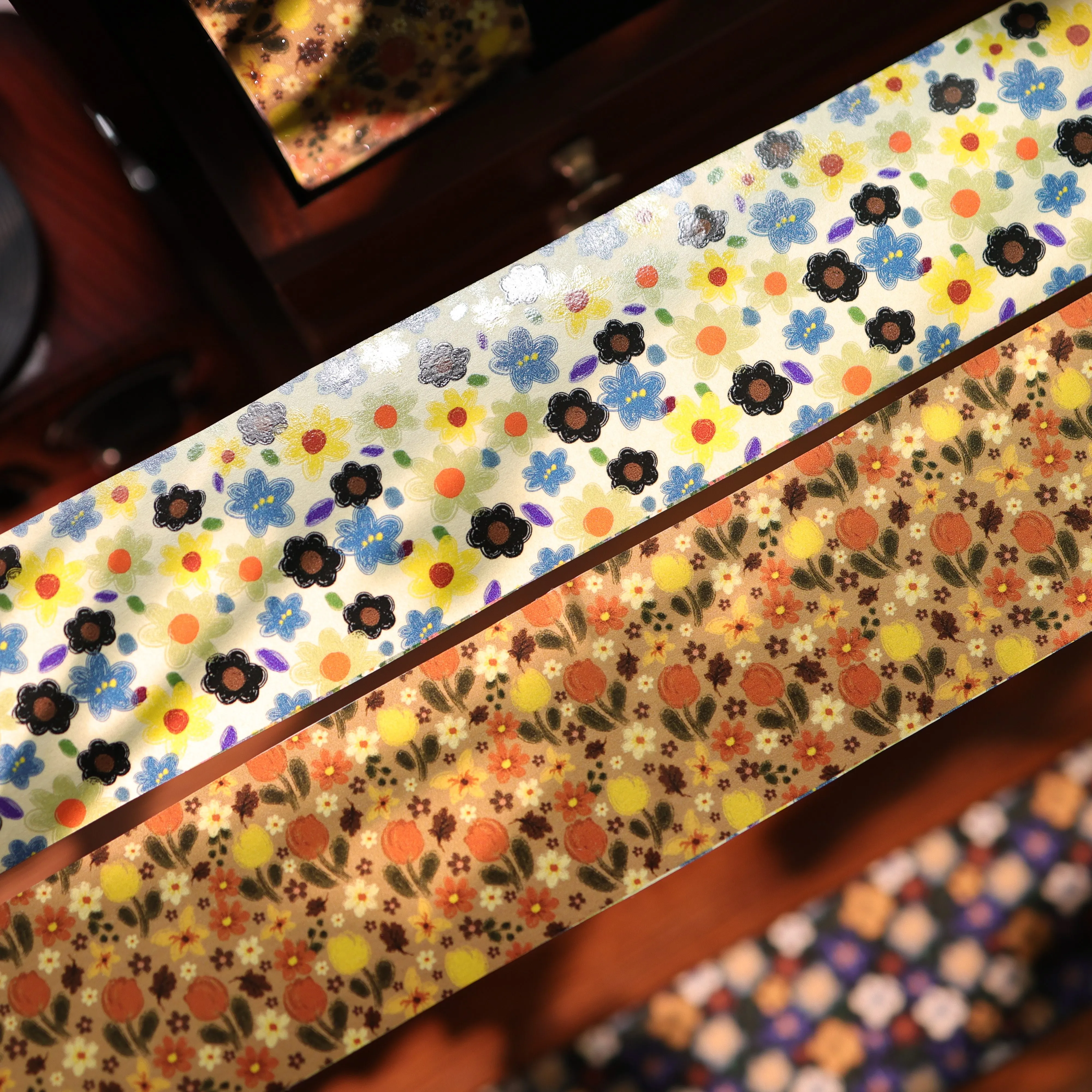 YIER Studio Small Floral painting Washi Tape 1.65*118.11 inch