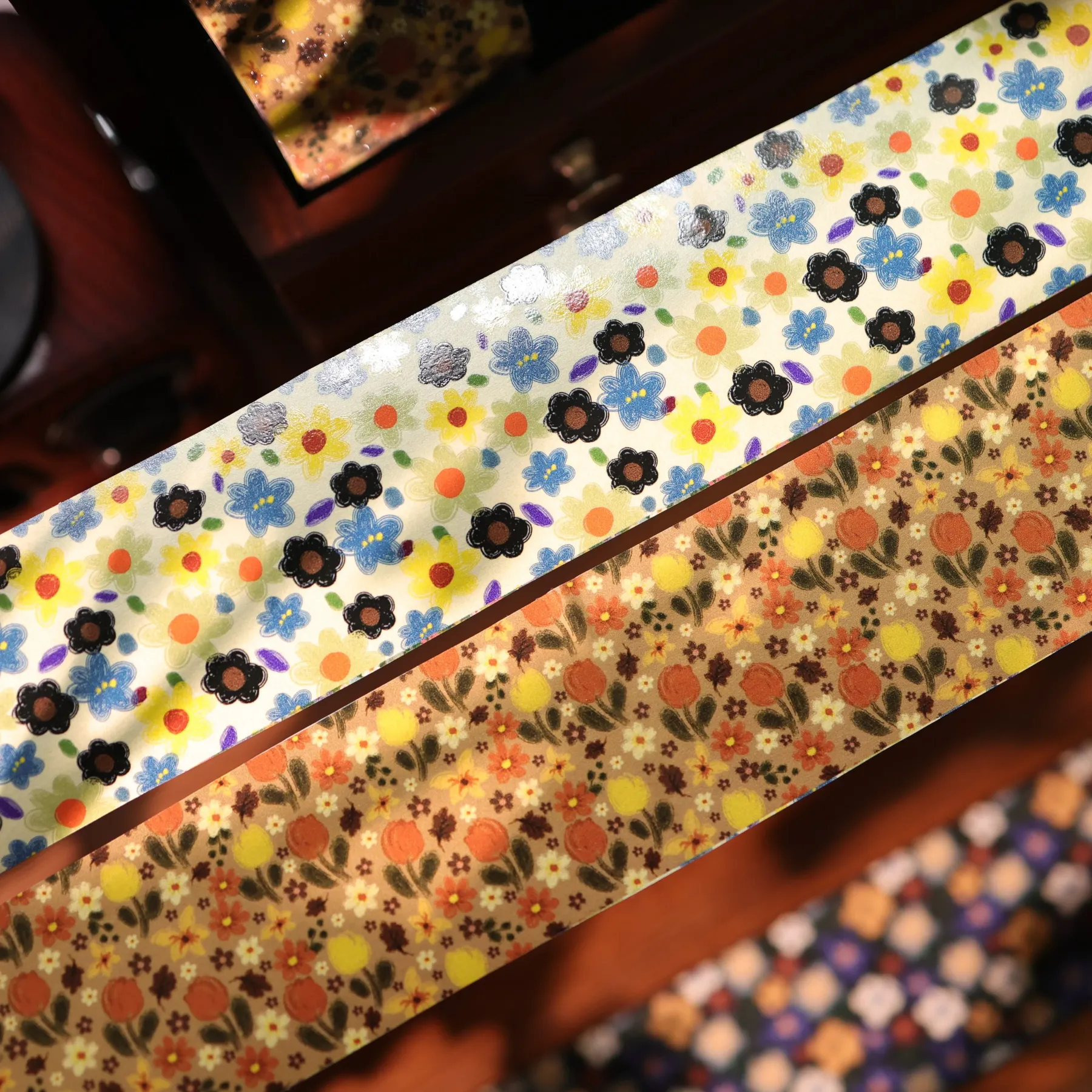 YIER Studio Small Floral painting Washi Tape 1.65*118.11 inch