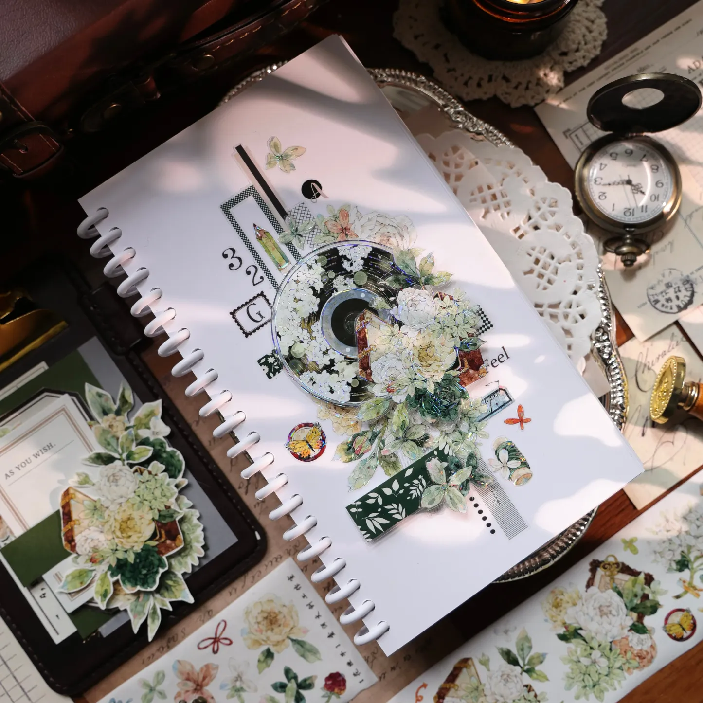 YIER Studio Pre-cut Green flowers PET Tape 2.17×118.11 inch