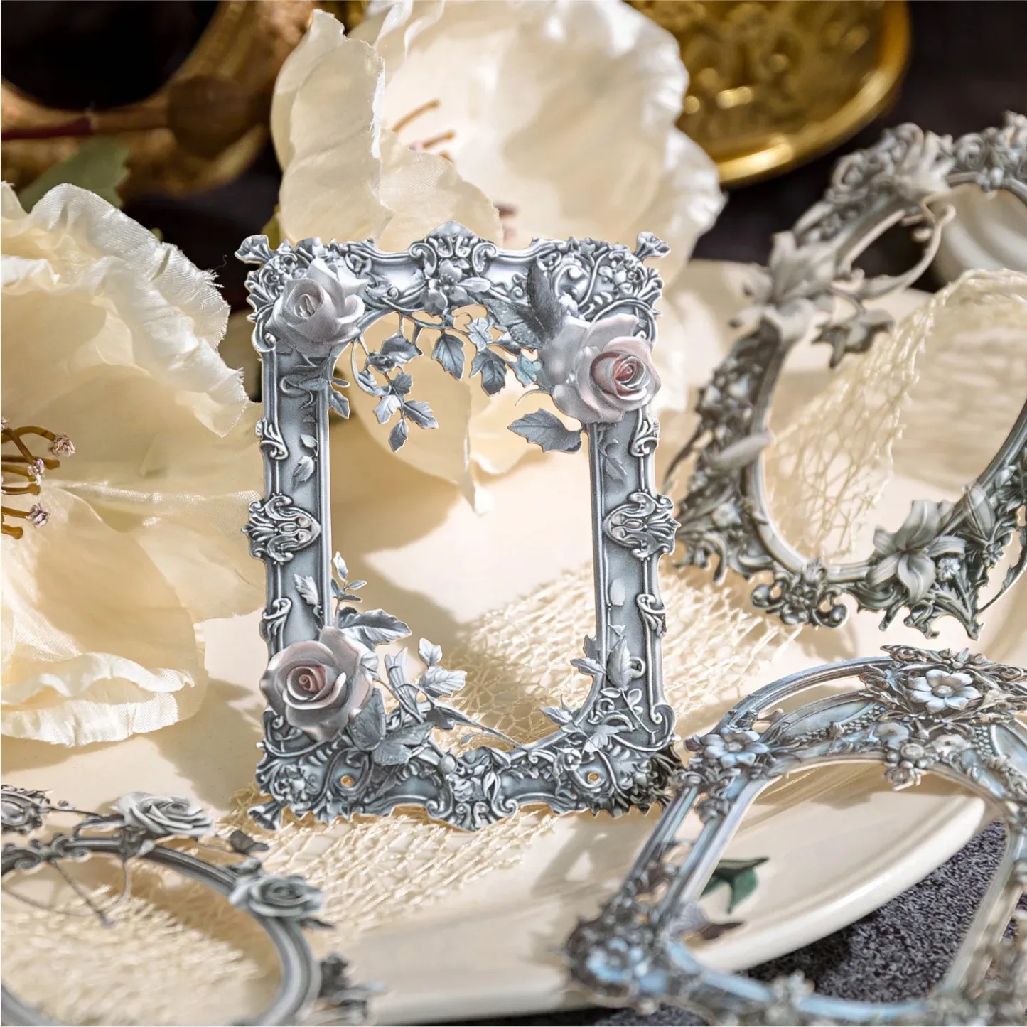 10pcs Baroque Relief Border Card Stock Paper