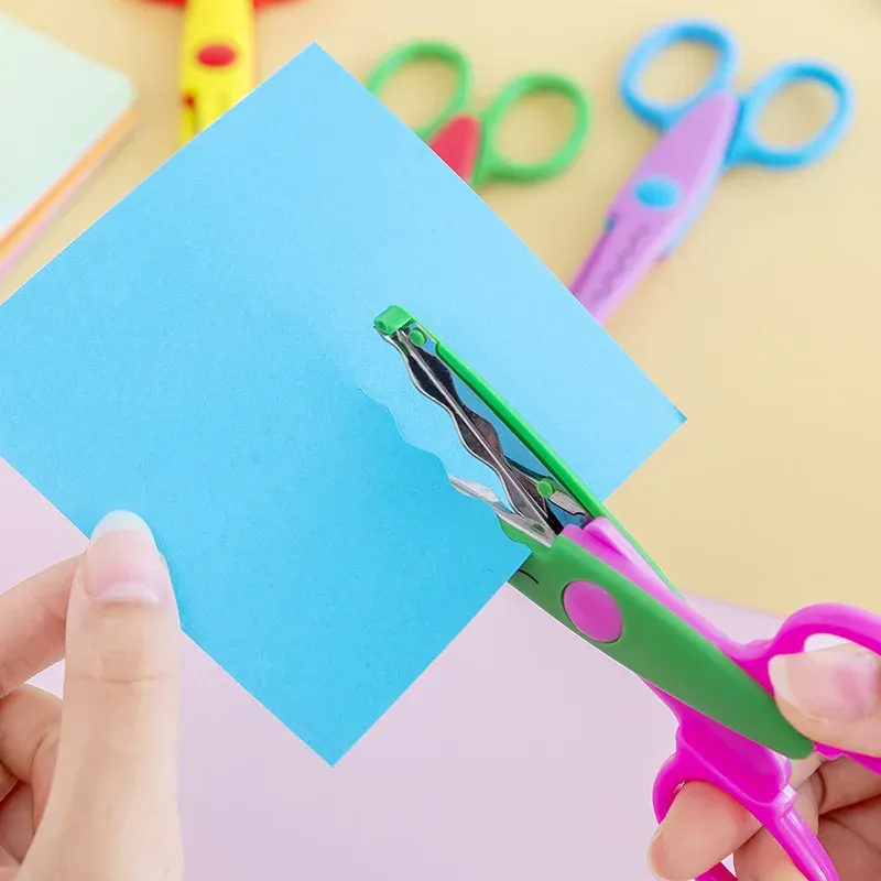 Creative wave pattern lace scissor card DIY paper cutting