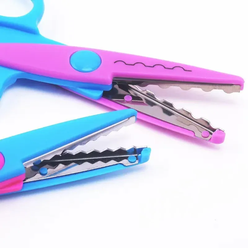 Creative wave pattern lace scissor card DIY paper cutting