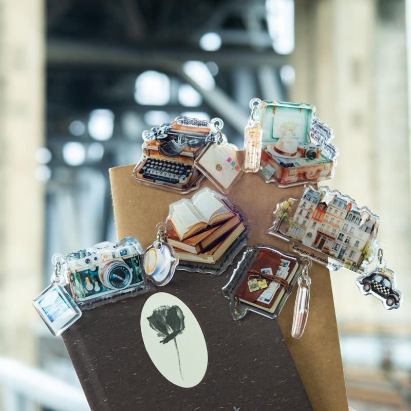 1Pcs Travel Theme Acrylic Epoxy Clip