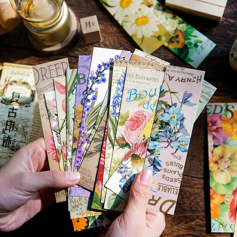 30 Pcs Vintage Botanical Flower Paper Bookmarks