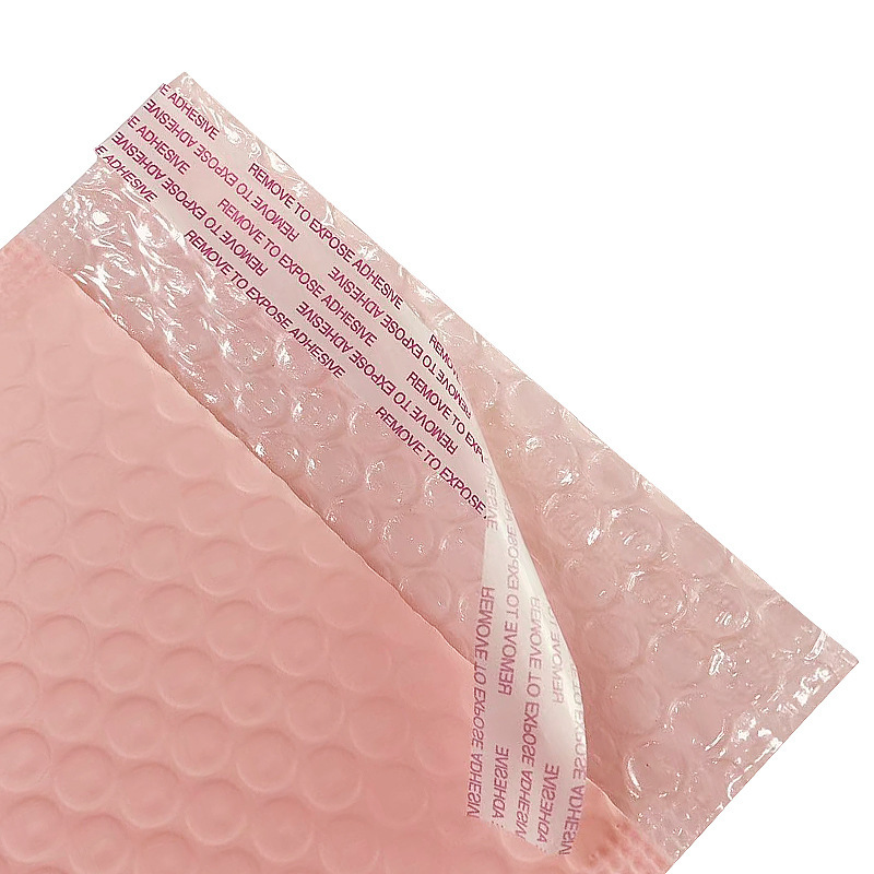 Multi-size pink bubble bags suitable for packaging and express delivery