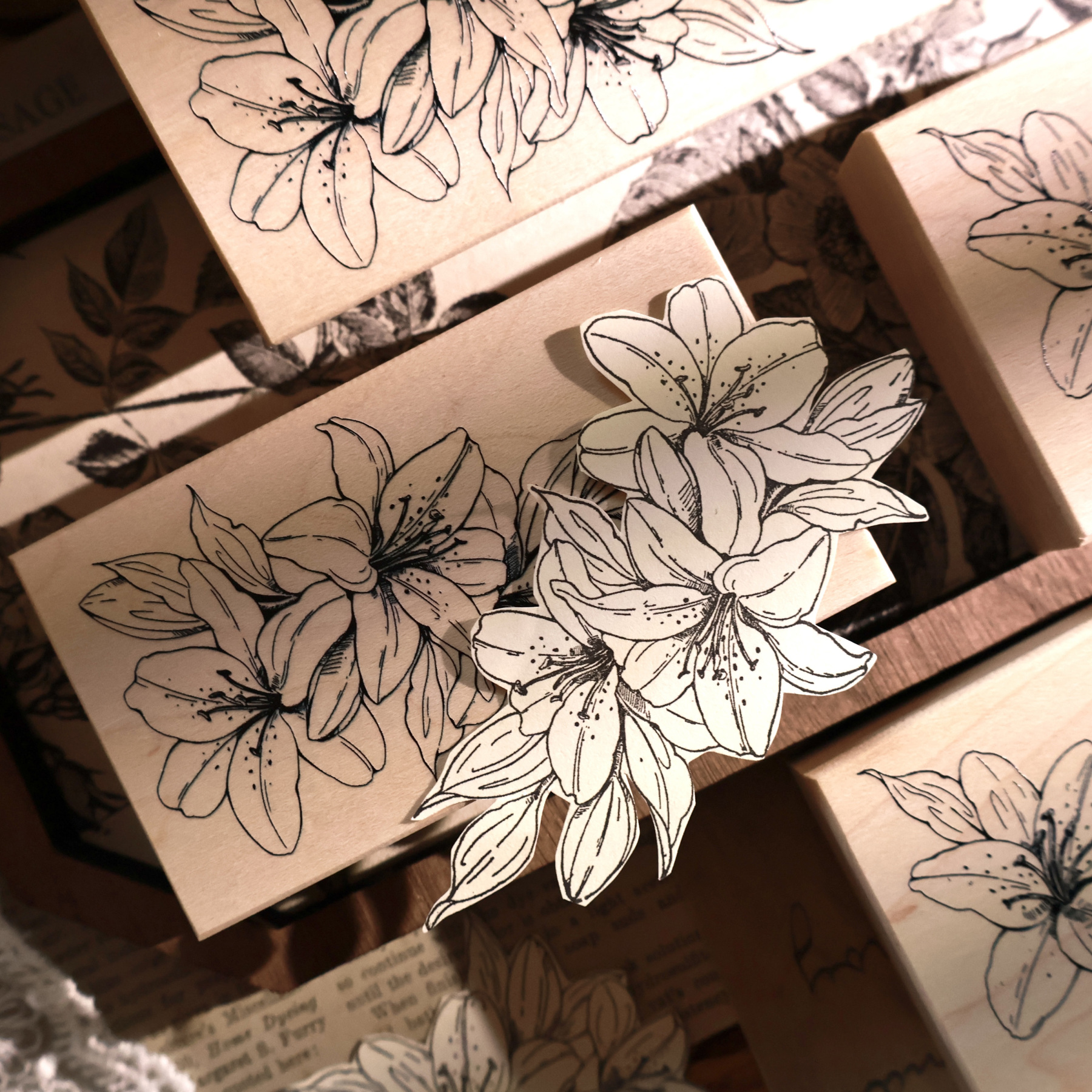 YIER Studio lily flower Woodstamp