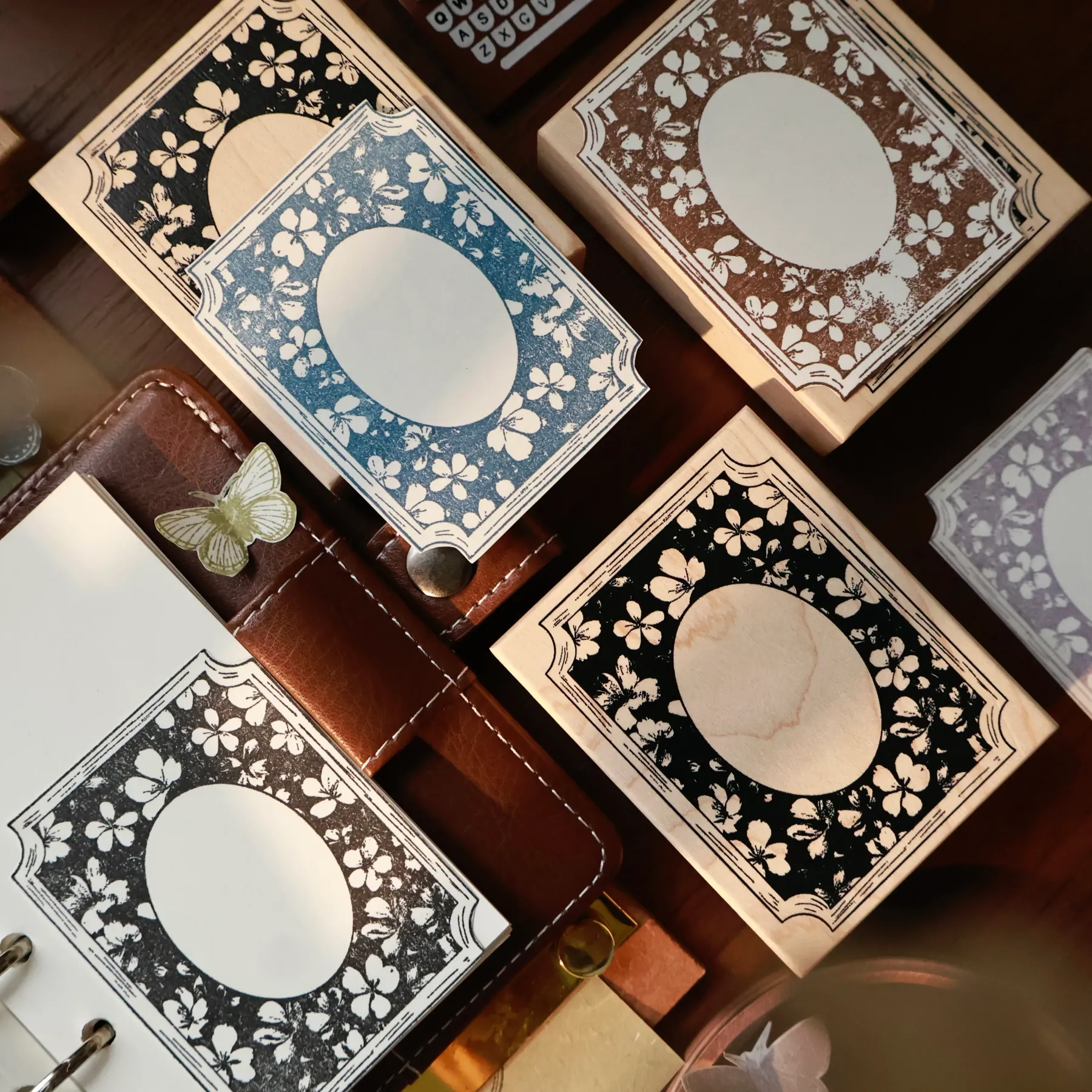 YIER Studio Flower Frame Wood Stamp