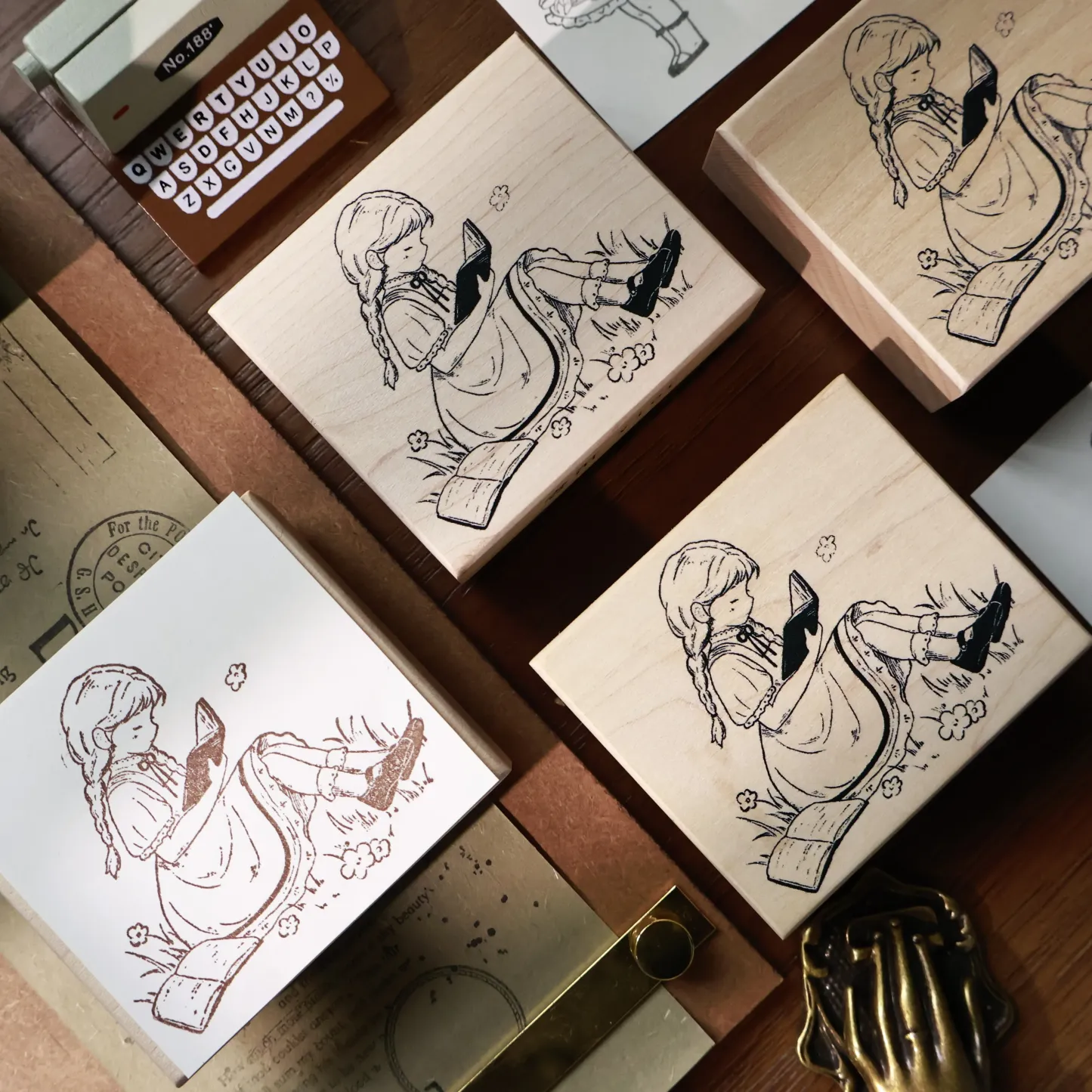 YIER Studio Cute girl Wood Stamp