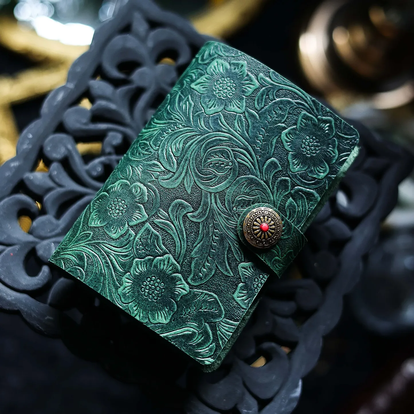 Vintage Genuine Leather M5 Ring Binder Notebook | Pocket Size Refillable Journal with 90 Blank Sheets