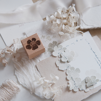 Zoey studio Flower and plant wood stamp