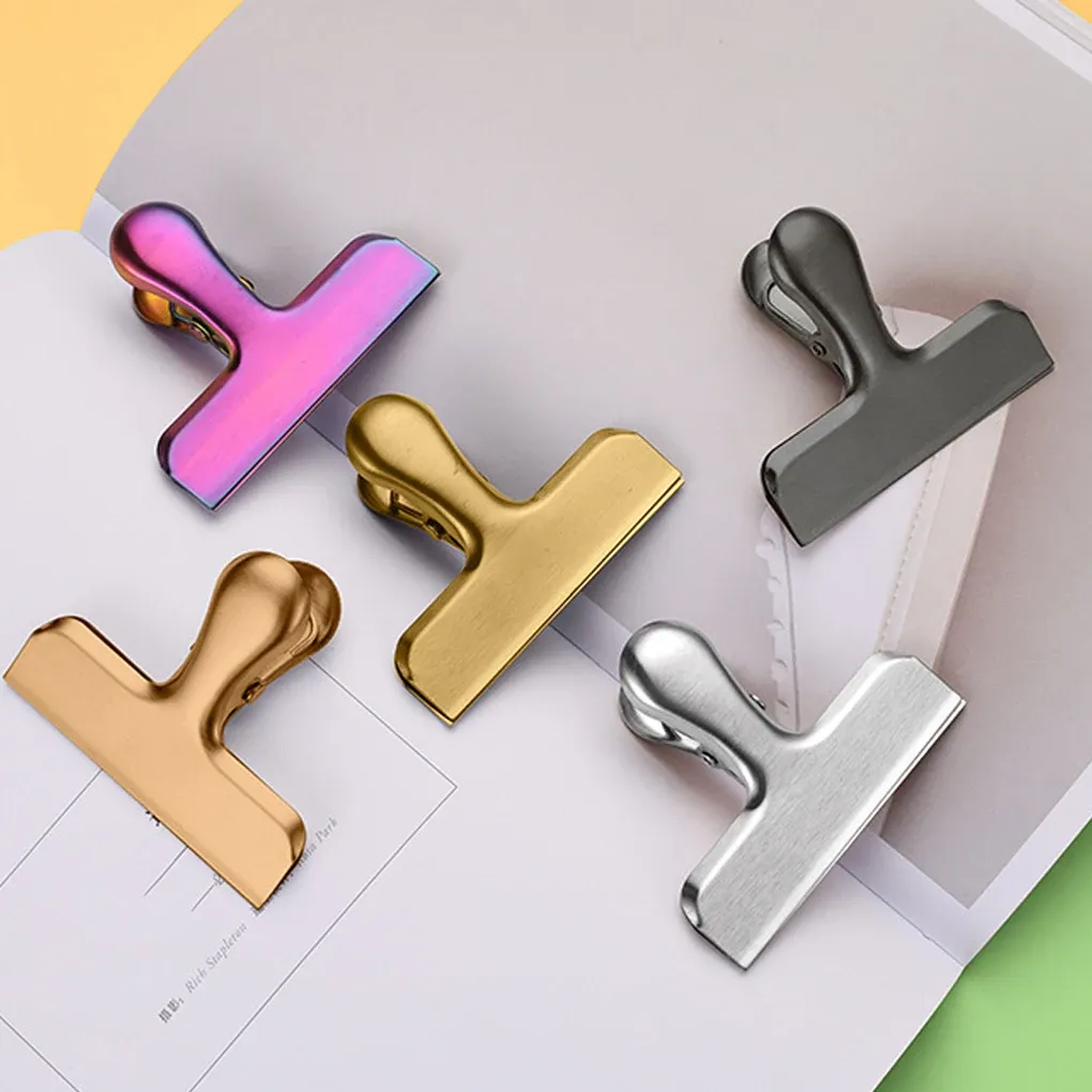 Stainless steel color metal paper clips