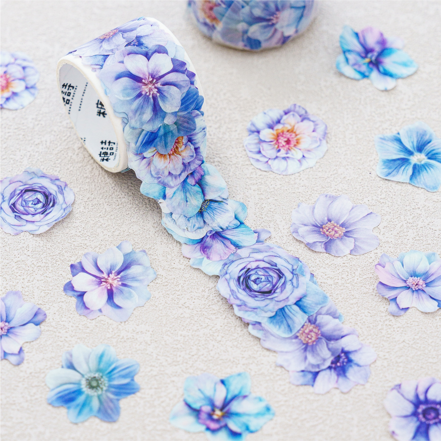 100Pcs/Roll Flower Theme PET Tape 1.18*78.74 inch