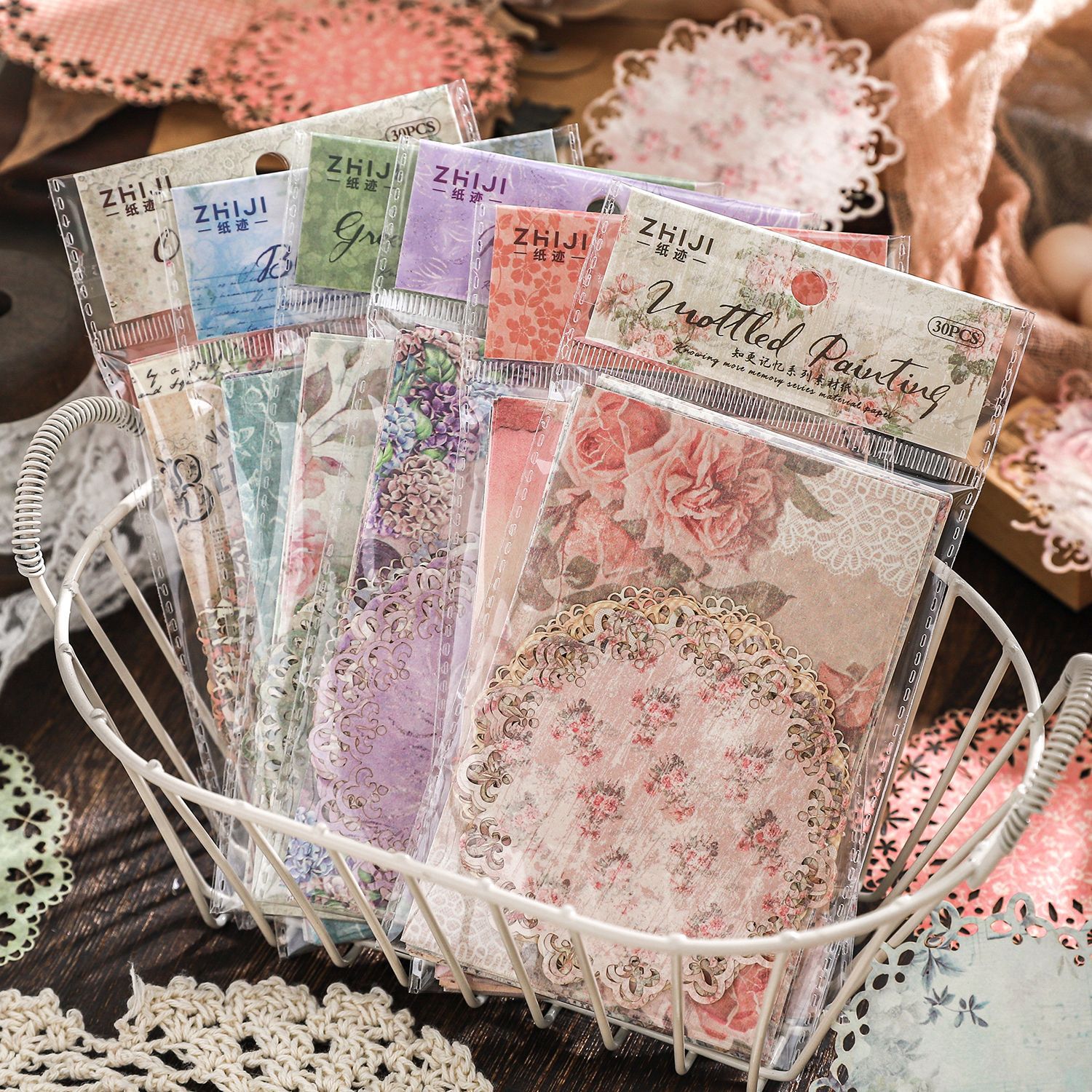 30Pcs/Pack Retro Hollow Lace Material Paper