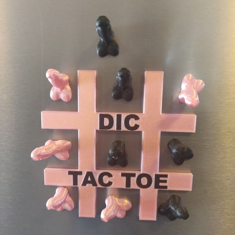 Magnetic Dic Tac Toe