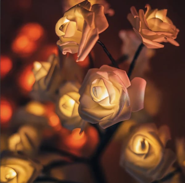 📢📢49% OFF!!⏰🌹Rose Flower Design Tree Night Light🌟