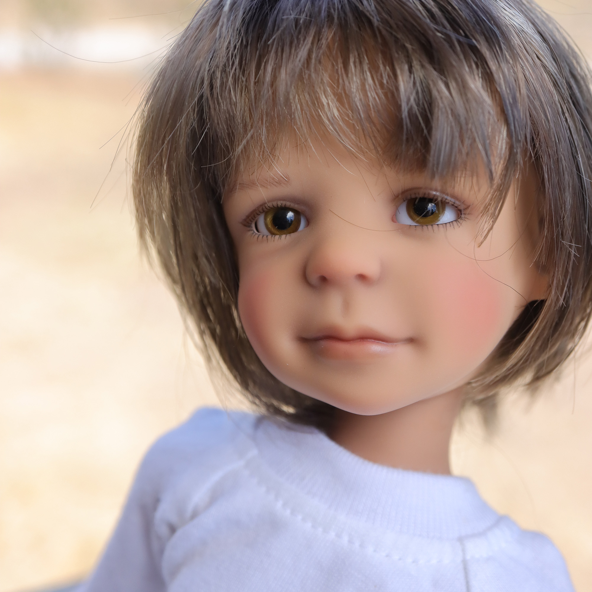 Tan Thomas in MSD Size