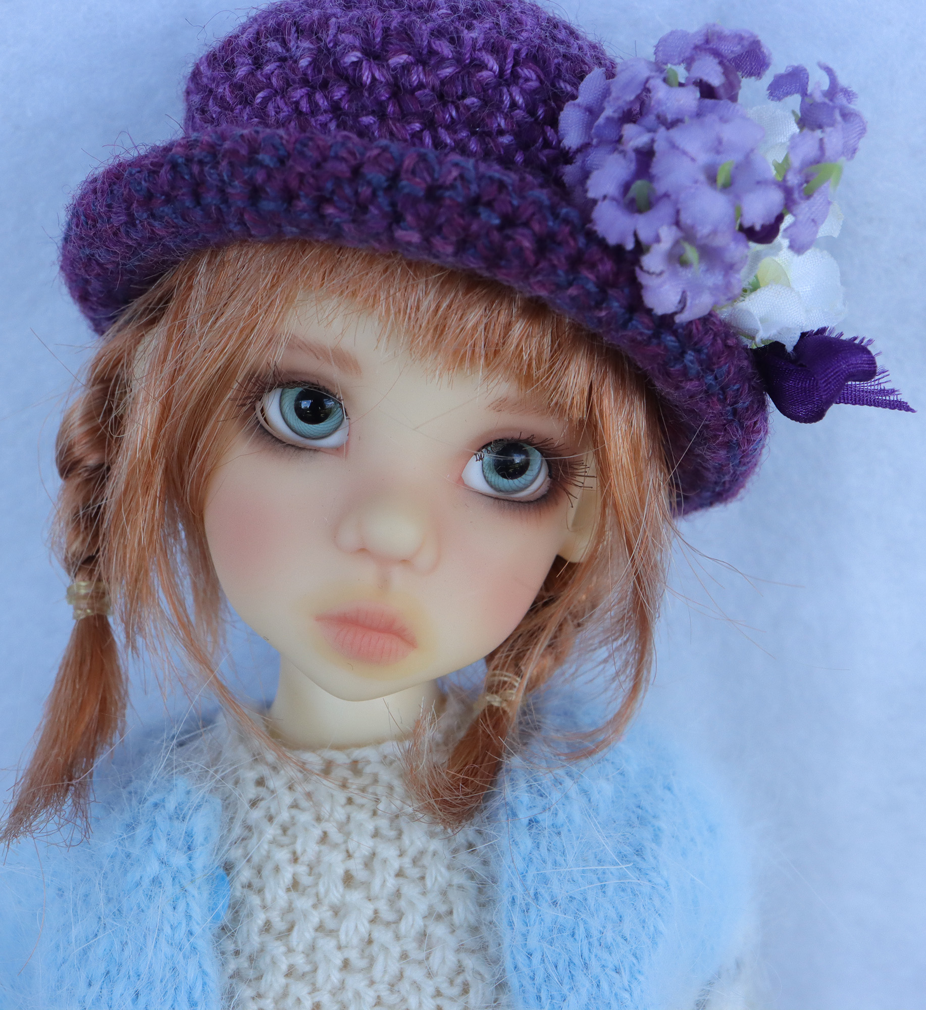 Fair Mini Human Missy