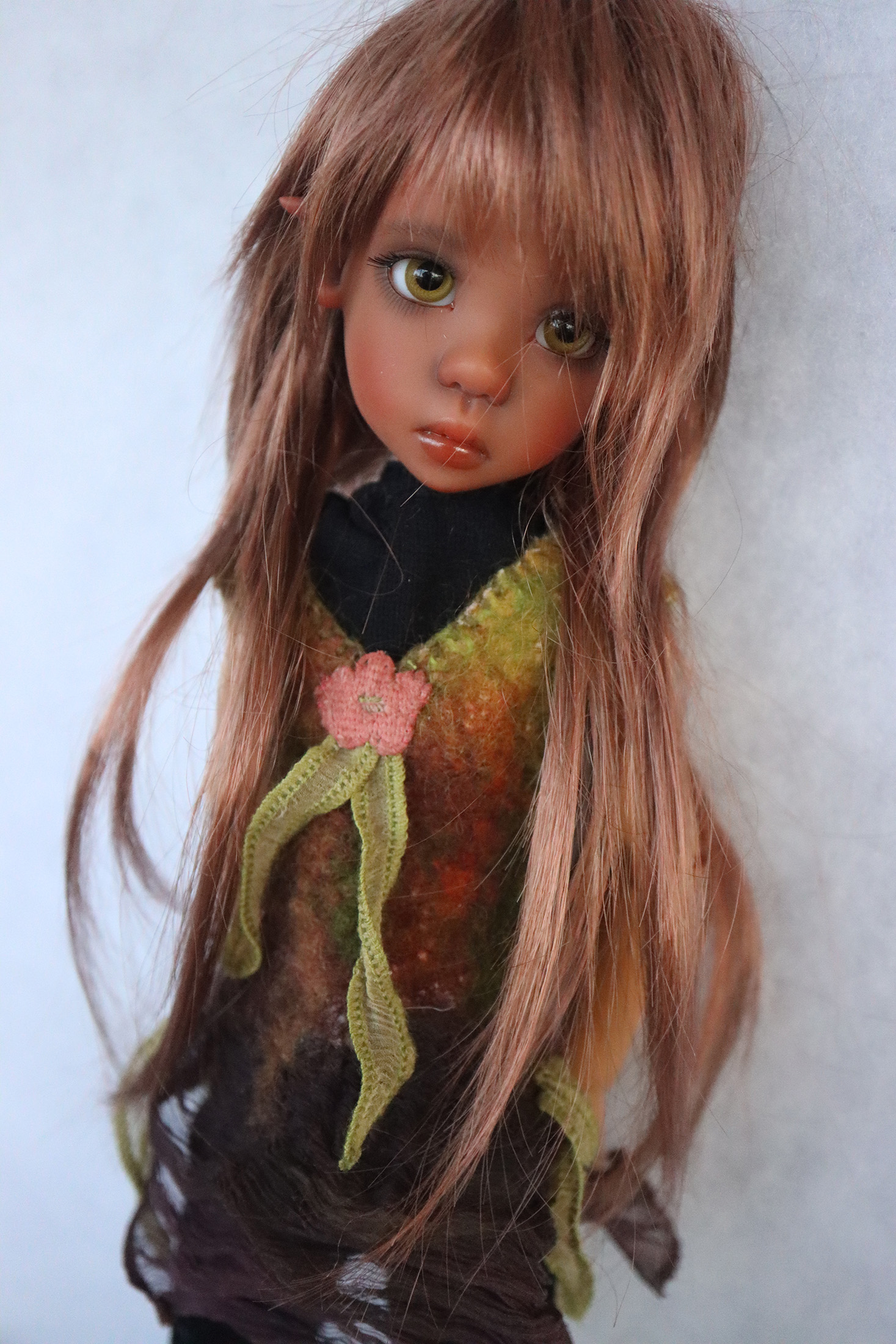 Mini Coffee Tan Elf Missy