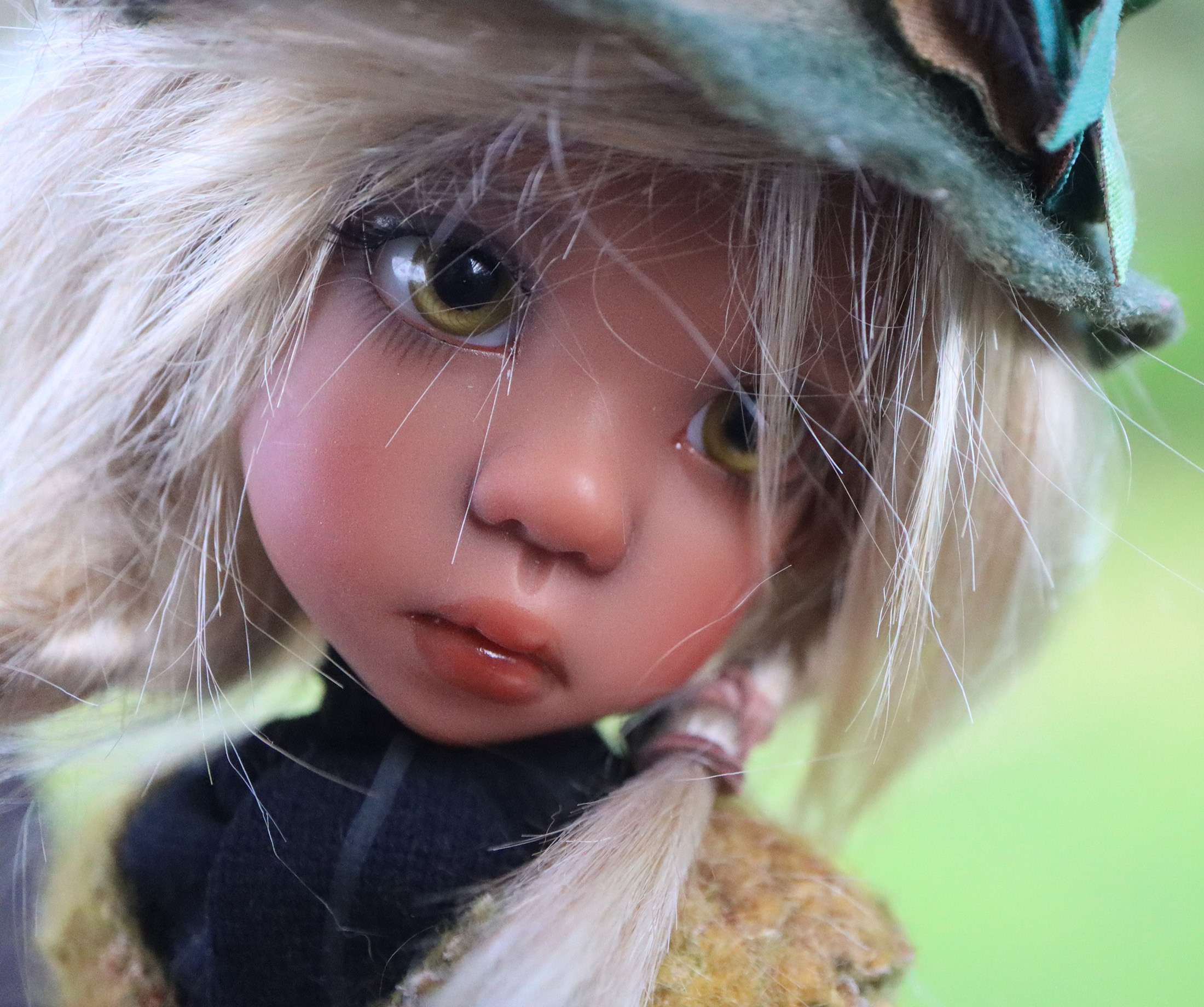 Mini Coffee Tan Elf Missy