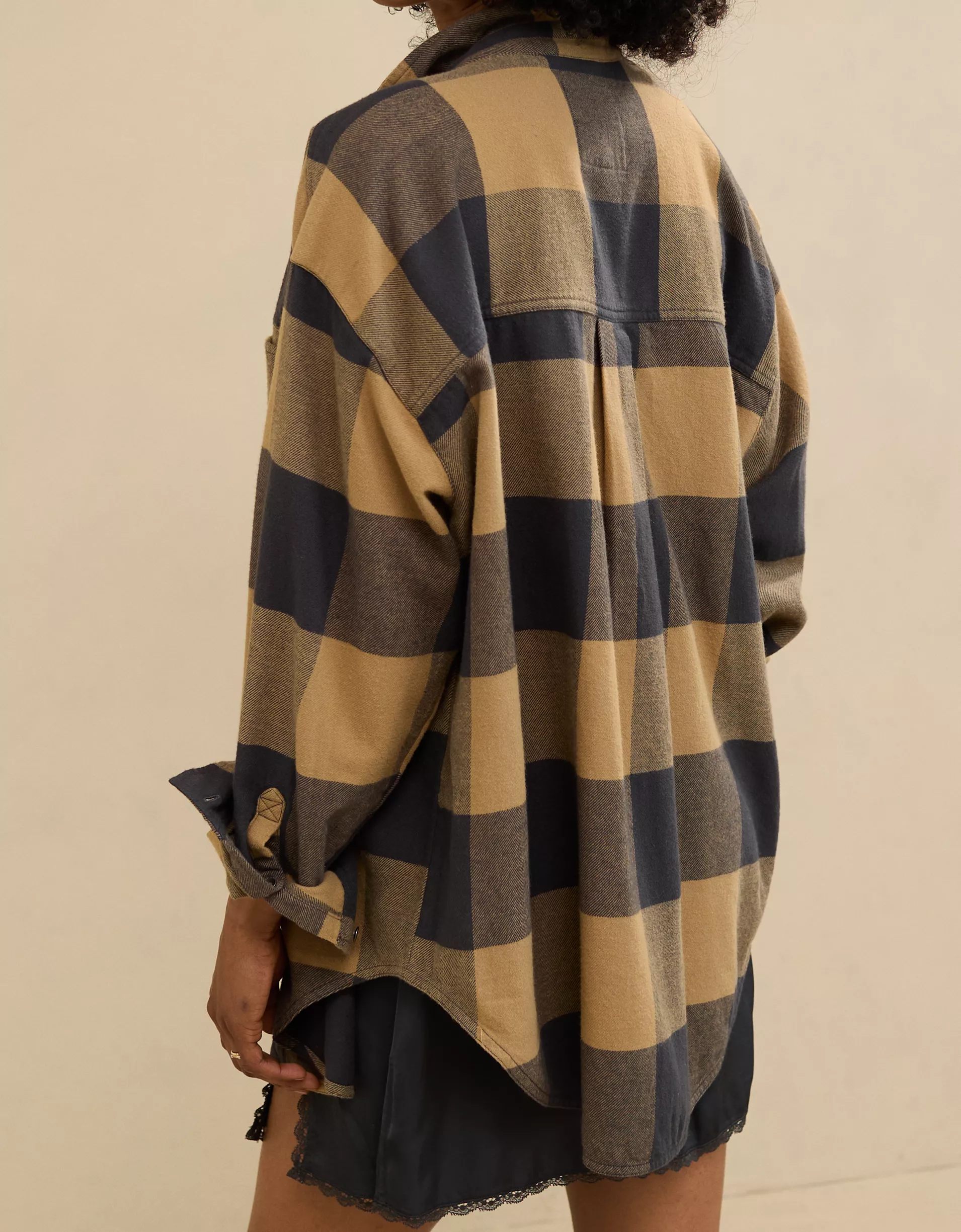 Women's Loose Flannel Casual Double Pocket Shirt[Buy 2 Free Shipping]