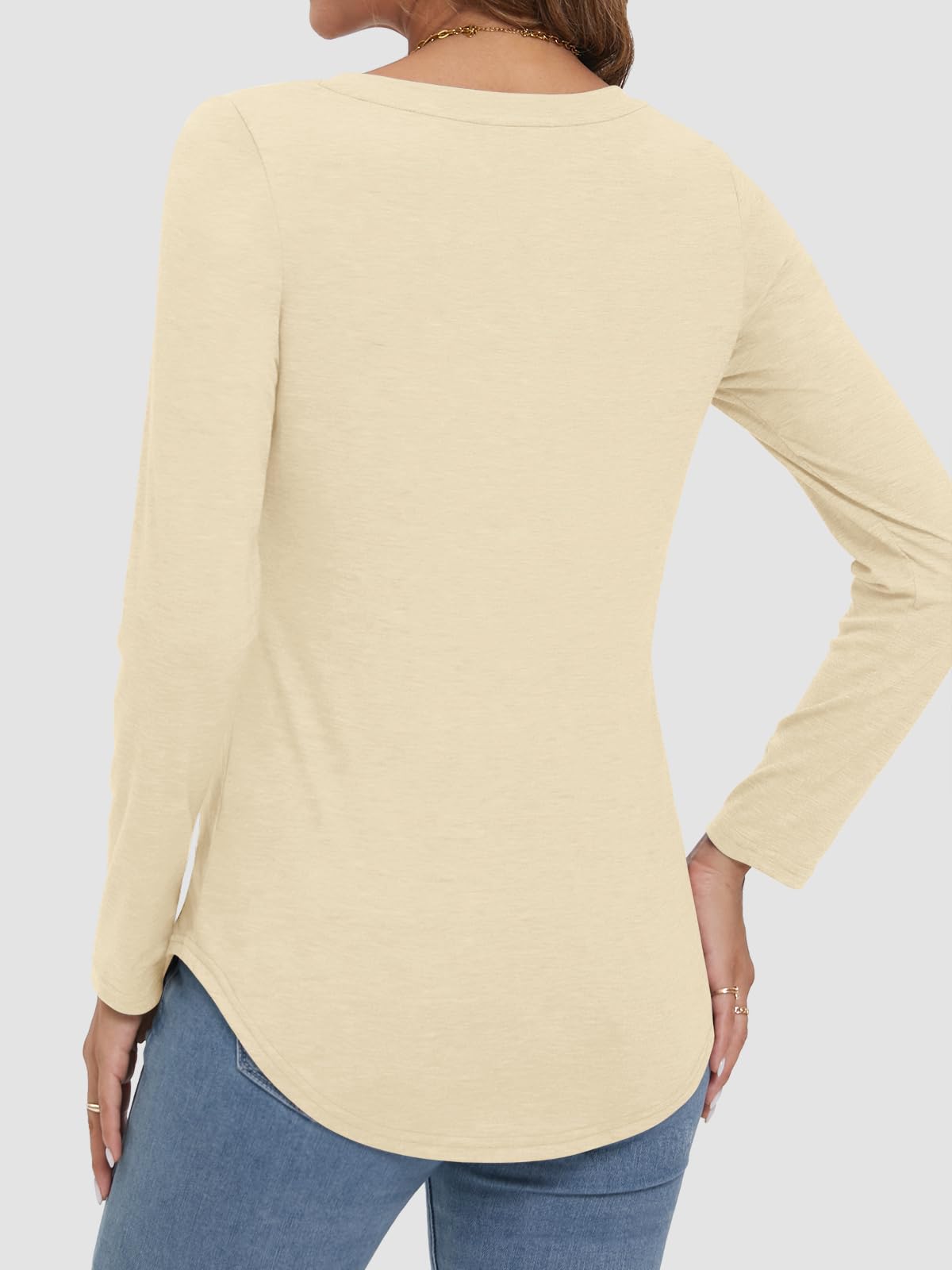 Women's V-neck Curved Hem Long Sleeve T-shirt