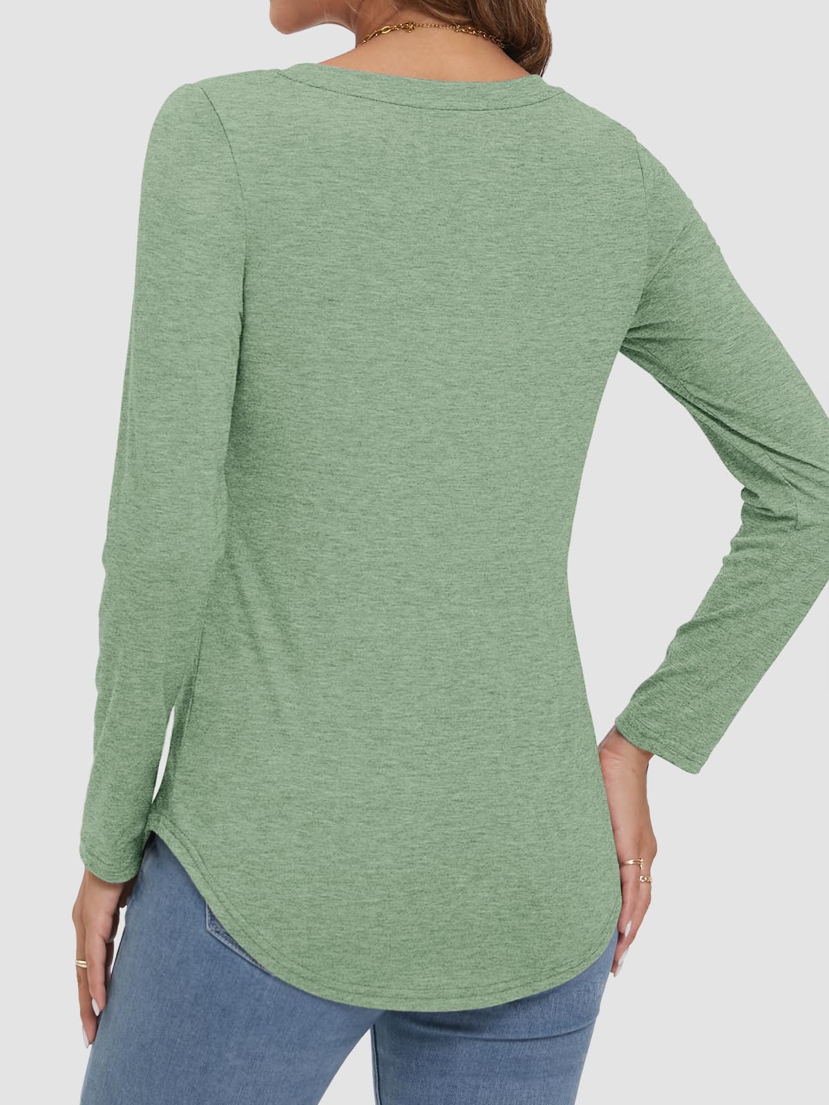 Women's V-neck Curved Hem Long Sleeve T-shirt