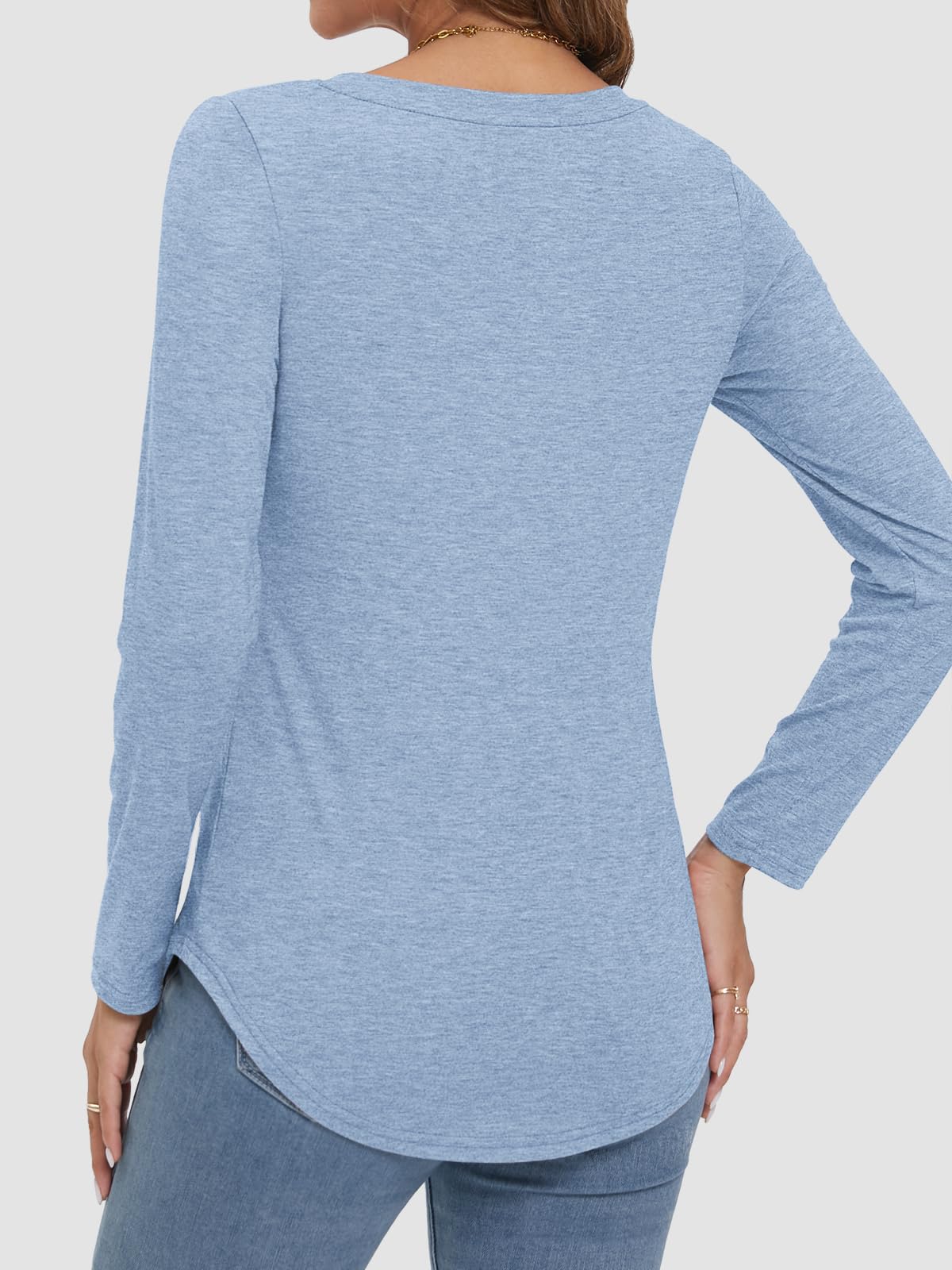 Women's V-neck Curved Hem Long Sleeve T-shirt