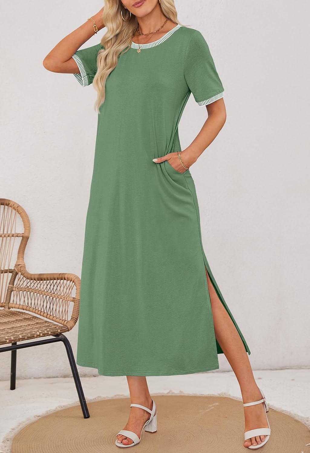 Women's Summer Short-sleeved Round Neck Slit Casual Dress(Buy 2 Free Shipping)