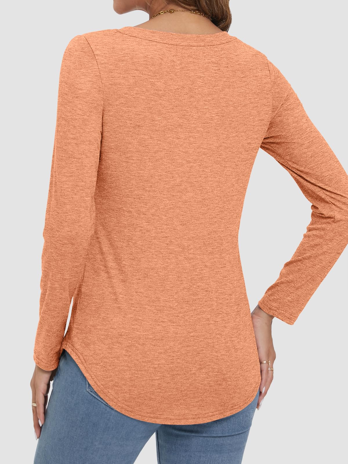 Women's V-neck Curved Hem Long Sleeve T-shirt