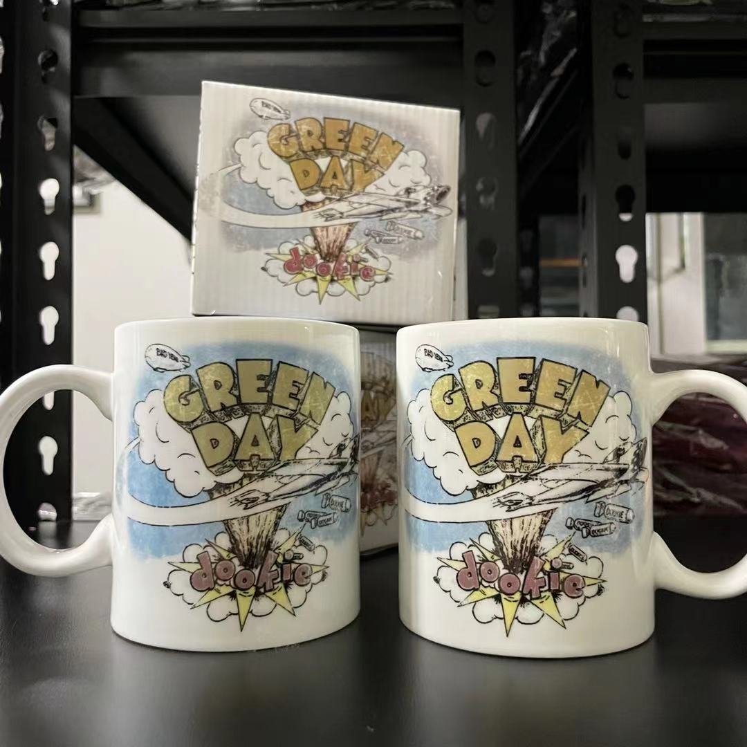 Green Day Retro Rock Band Peripheral Mugs Coffee Cup Collectible Porcelain Cup