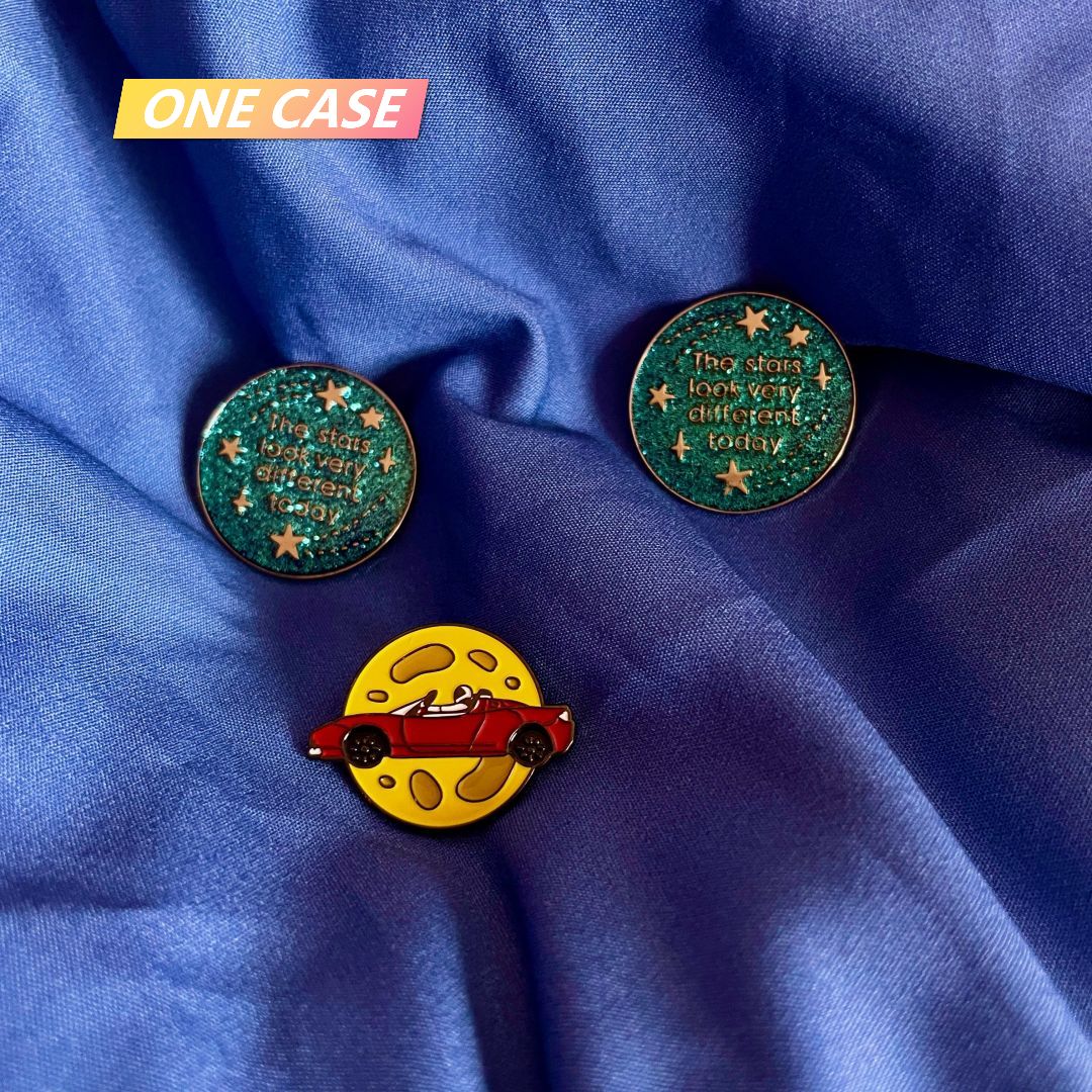 David Bowie Rock Musician Retro Brooch Rock Badge Pin-ONECASE.STUDIO