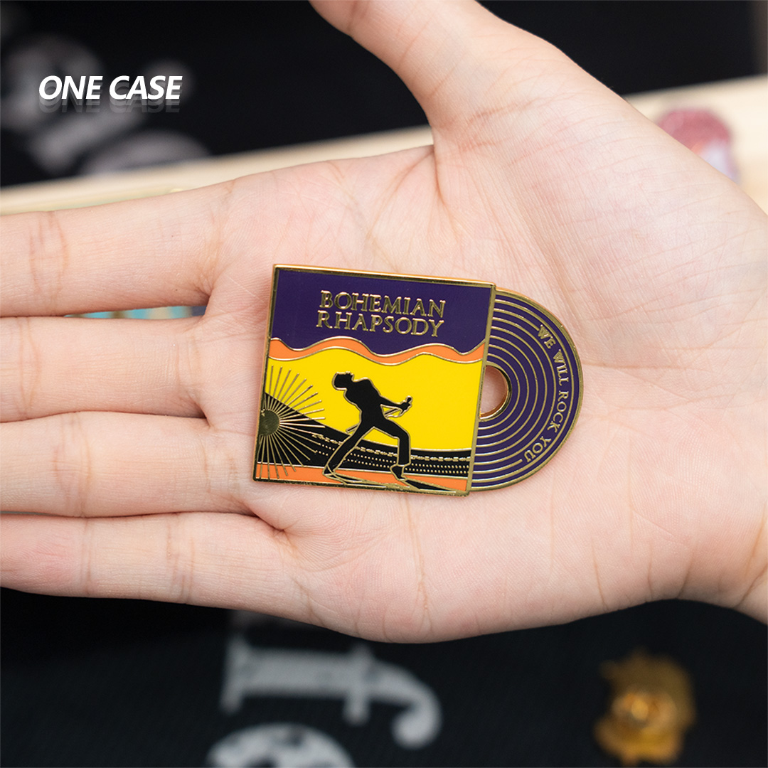 Queen Band Rock Musician Band Retro Brooch Queen Badge Pin-ONECASE.STUDIO