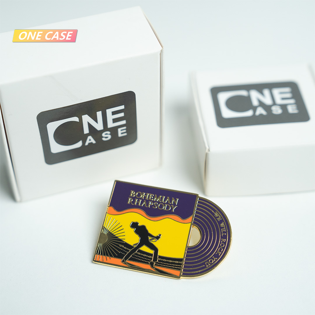 Queen Band Brooch Rock Musician Band Retro Brooch Queen Badge Pin