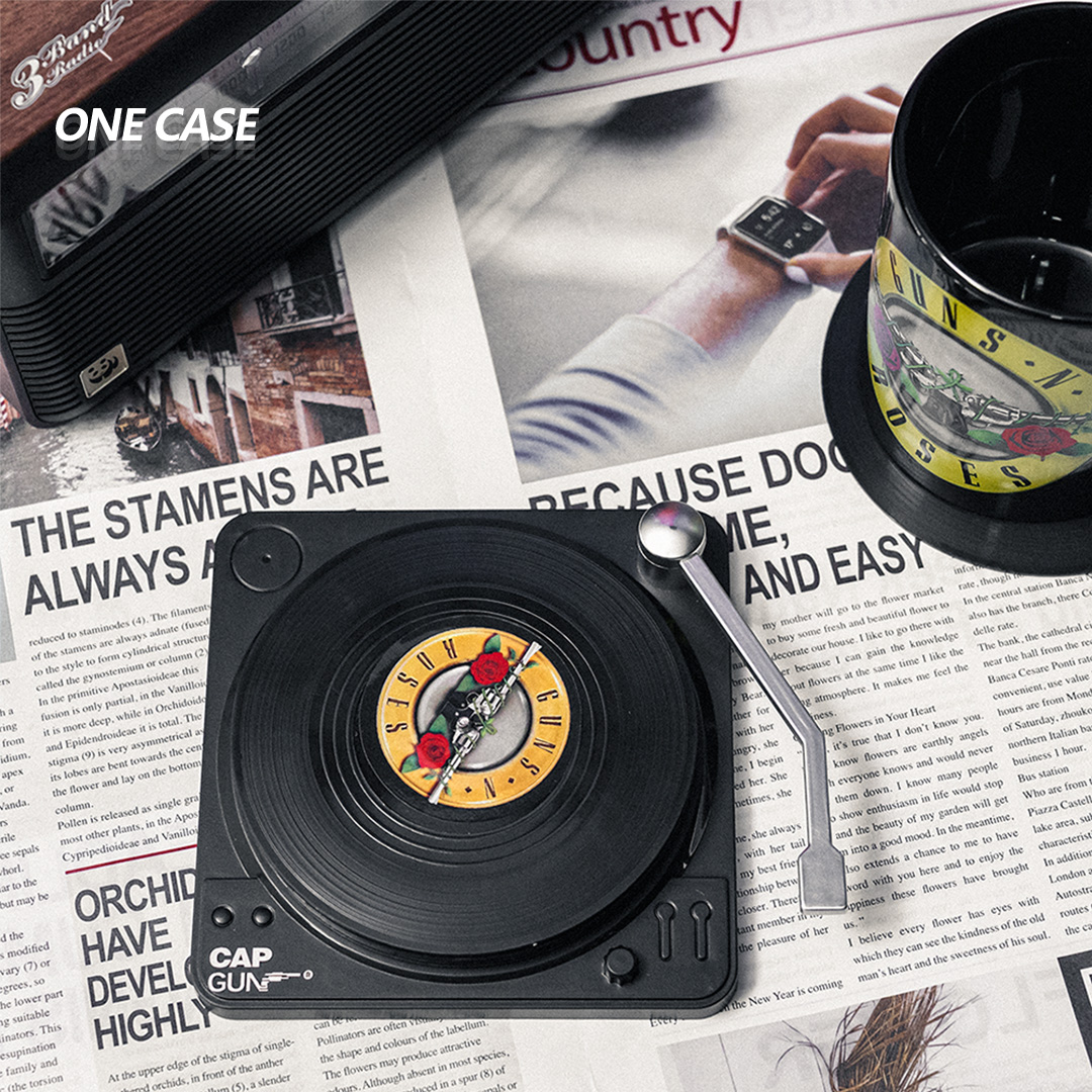 Retro Vinyl Record Coasters Set of 6 Retro CD Disc Design  Non-Slip Vinyl  for Coffee, Tea, Beer, Wine, Home and Bar-ONECASE.STUDIO