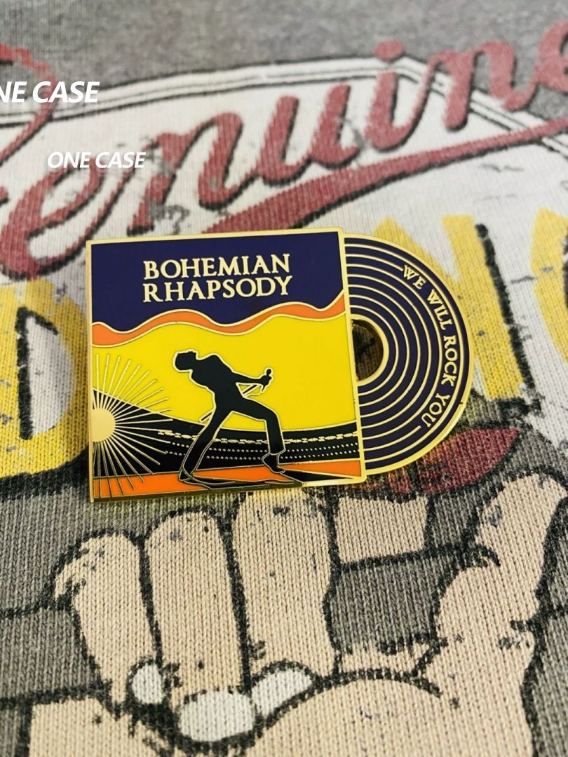 Queen Band Rock Musician Band Retro Brooch Queen Badge Pin-ONECASE.STUDIO