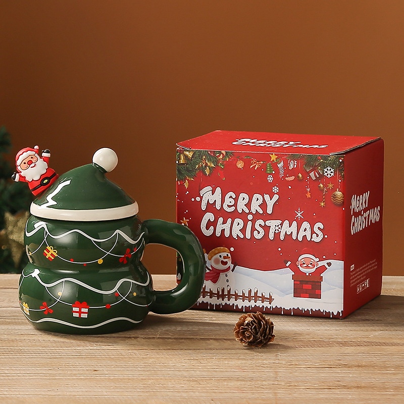 Festive Christmas Ceramic Mugs: Large-Capacity Cartoon Design with Lid & Spoon